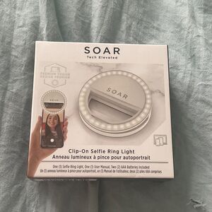 SOAR Clip-On Selfie Ring Light - White